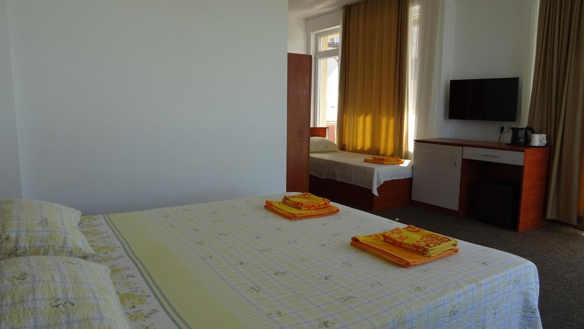 Dobrevi Guest House Primorsko Exteriör bild